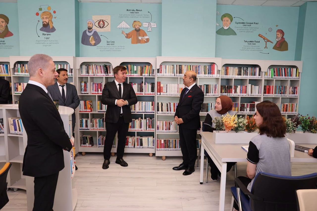ERZİNCAN’DA İPEKYOLU TİCARET LİSESİ’NE YENİ KÜTÜPHANE AÇILDI