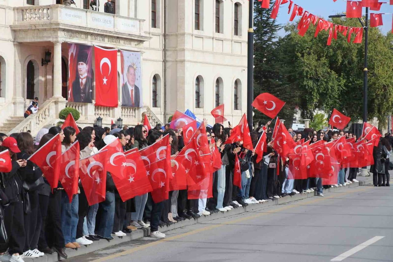 29 EKİM CUMHURİYET BAYRAMI'NIN 103. YILI CUMHURİYETİN TEMELLERİNİN ATILDIĞI SİVAS’TA COŞKUYLA...