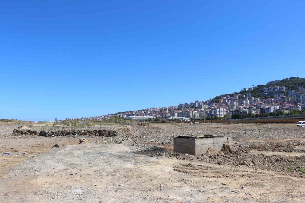 ULAŞTIRMA VE ALTYAPI BAKANI ABDULKADİR URALOĞLU İLE ÇEVRE, ŞEHİRCİLİK VE İKLİM DEĞİŞİKLİĞİ BAKANI...