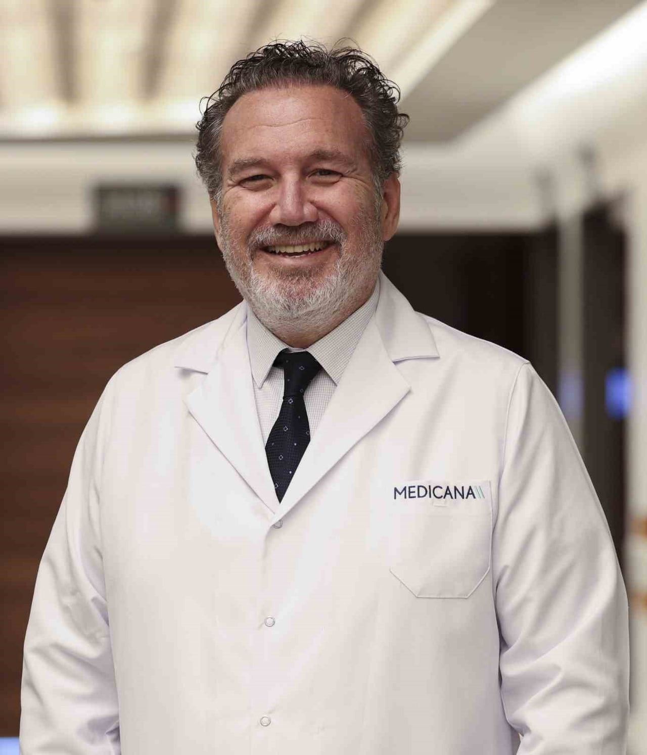 GÖĞÜS CERRAHİSİ UZMANI PROF. DR. AHMET DEMİRKAYA