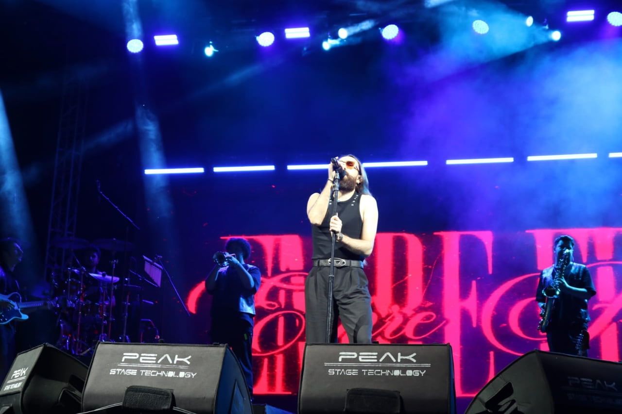EMRE FEL