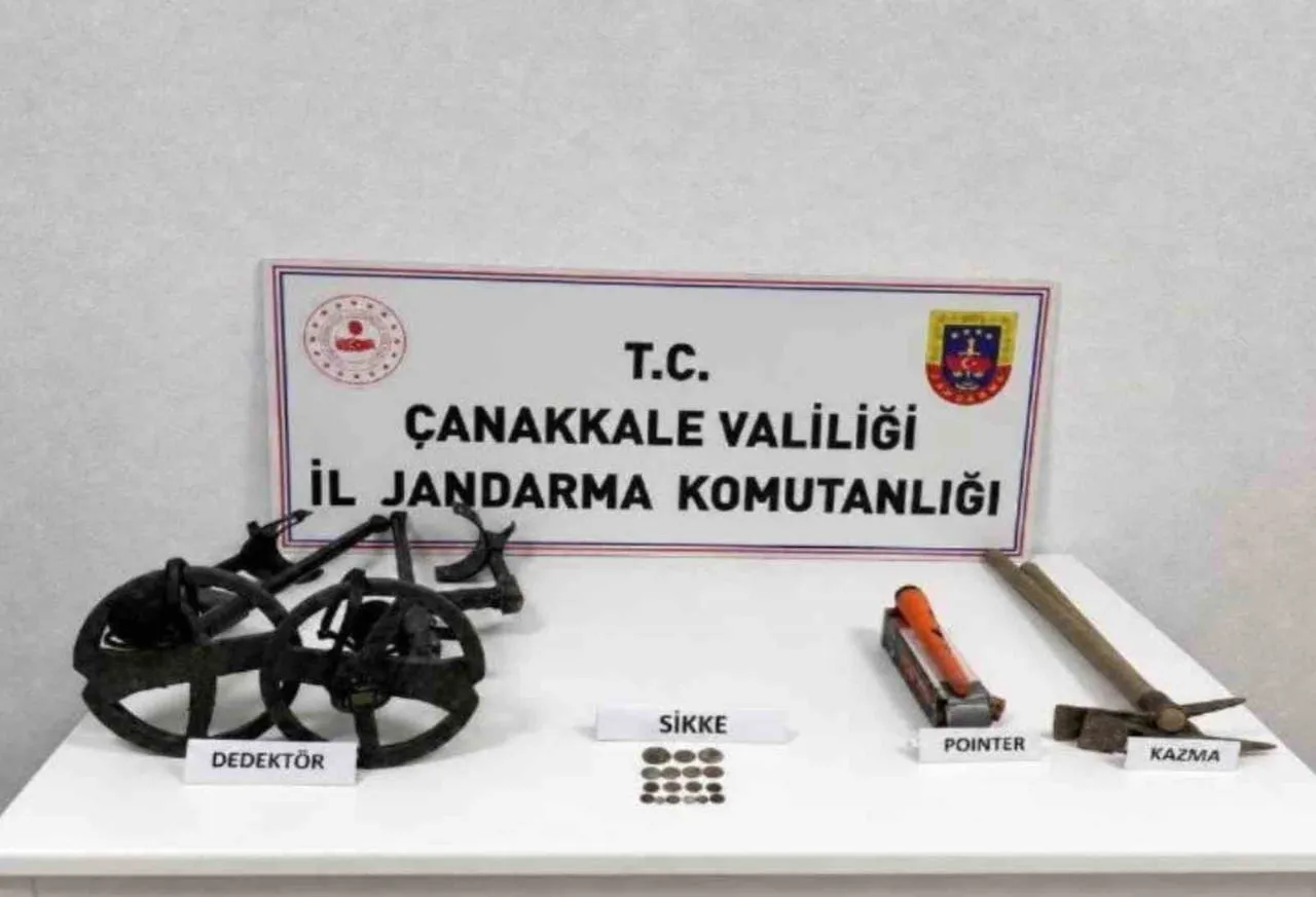 ÇANAKKALE’DE JANDARMA EKİPLERİNCE BAYRAMİÇ VE AYVACIK İLÇELERİNDE 2 KAÇAKÇILIK OPERASYONUNA...