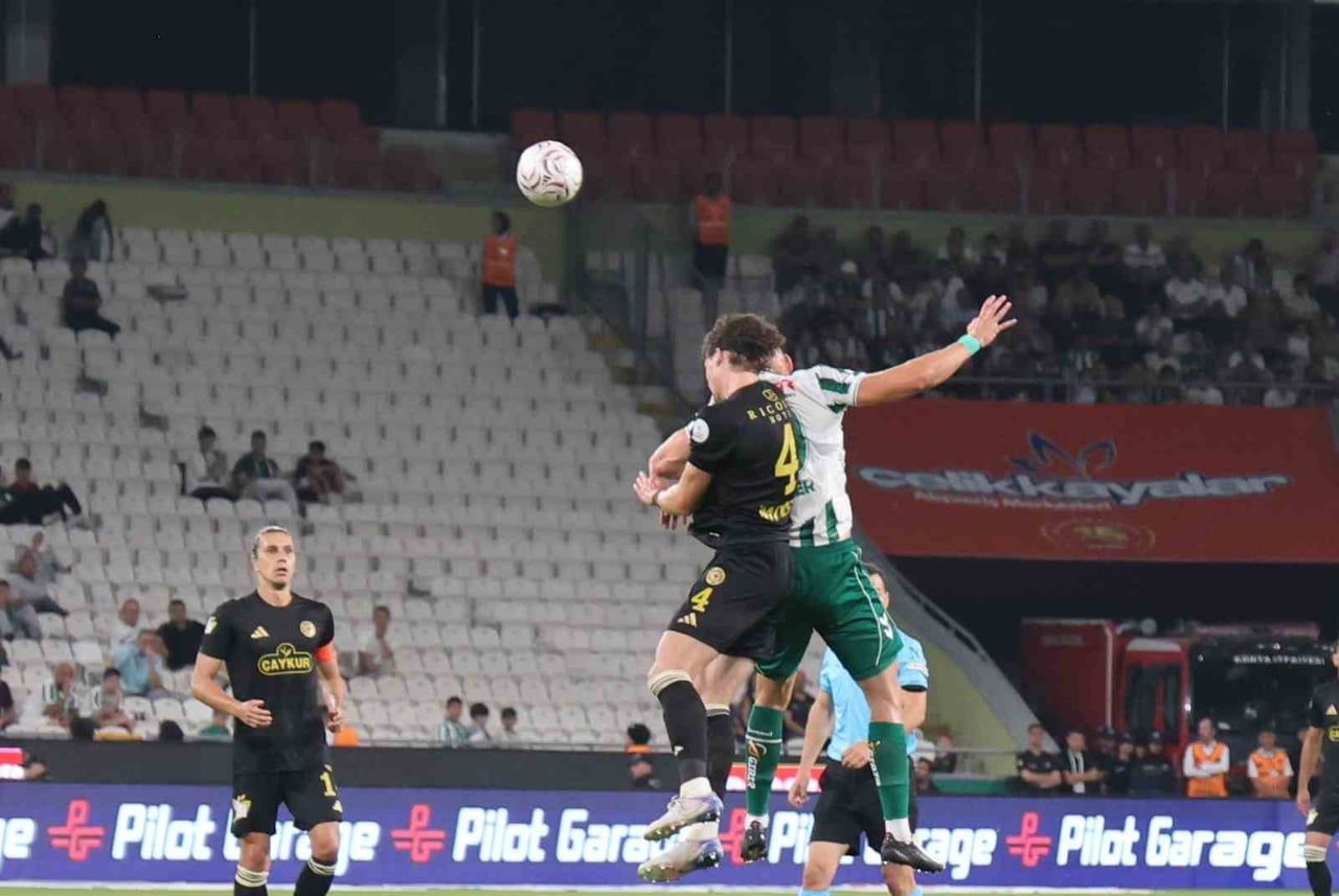 TRENDYOL SÜPER LİG'İN İLK HAFTASINDA KONYASPOR, SAHASINDA KARŞILAŞTIĞI ÇAYKUR RİZESPOR’A 1-0...