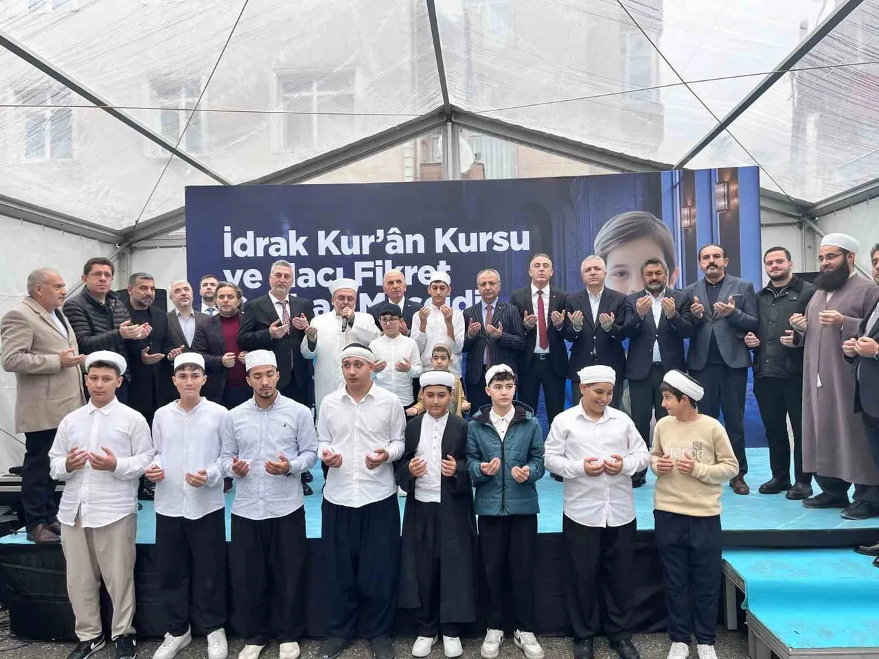 HACI FİKRET CANBAZ MESCİDİ VE KUR’AN KURSU DUALAR EŞLİĞİNDE HİZMETE AÇILDI.