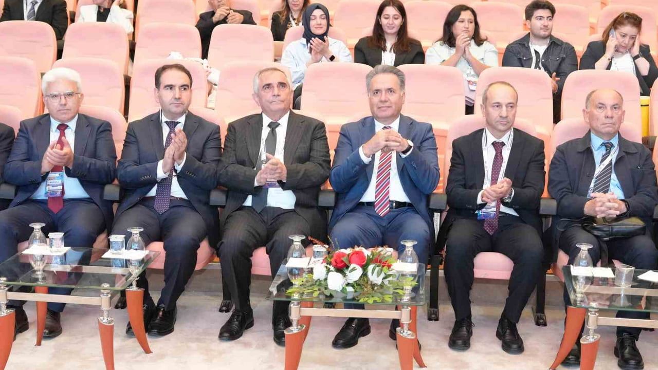 51. ULUSAL FİZYOLOJİ KONGRESİ İNÖNÜ ÜNİVERSİTESİ EV SAHİPLİĞİNDE BAŞLADI