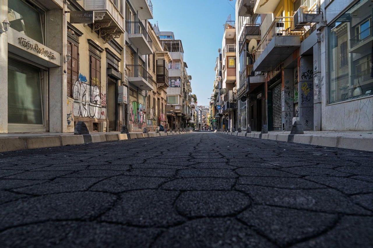 İKİNCİ KORDON OLARAK BİLİNEN CUMHURİYET BULVARI’NDA ALTYAPI ÇALIŞMALARININ ARDINDAN ÜSTYAPI DA...