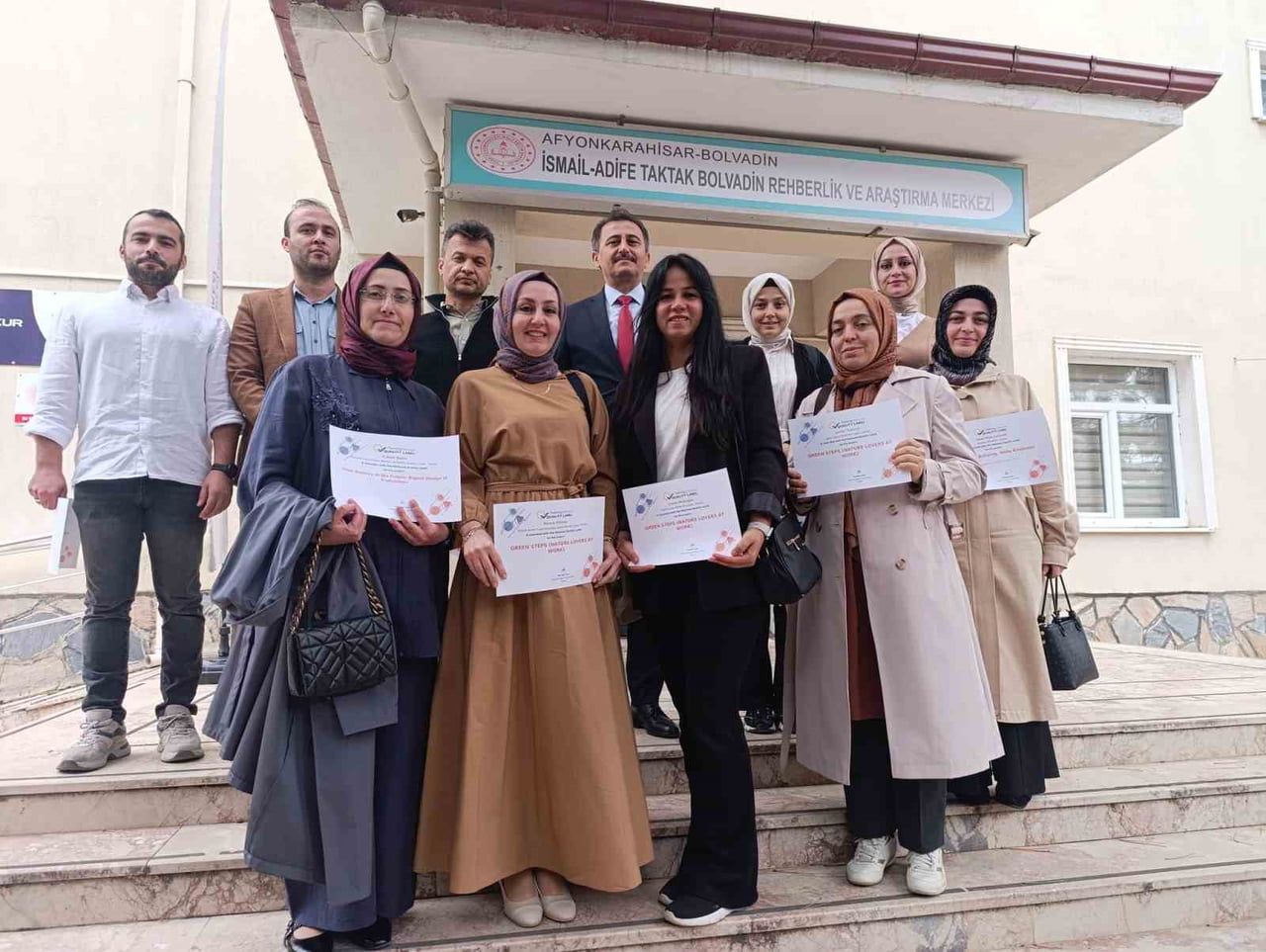 AFYONKARAHİSAR’IN BOLVADİN İLÇESİNDE, YÜRÜTÜLDÜKLERİ ULUSLARARASI E-TWİNNİNG PROJELERİYLE ULUSAL...