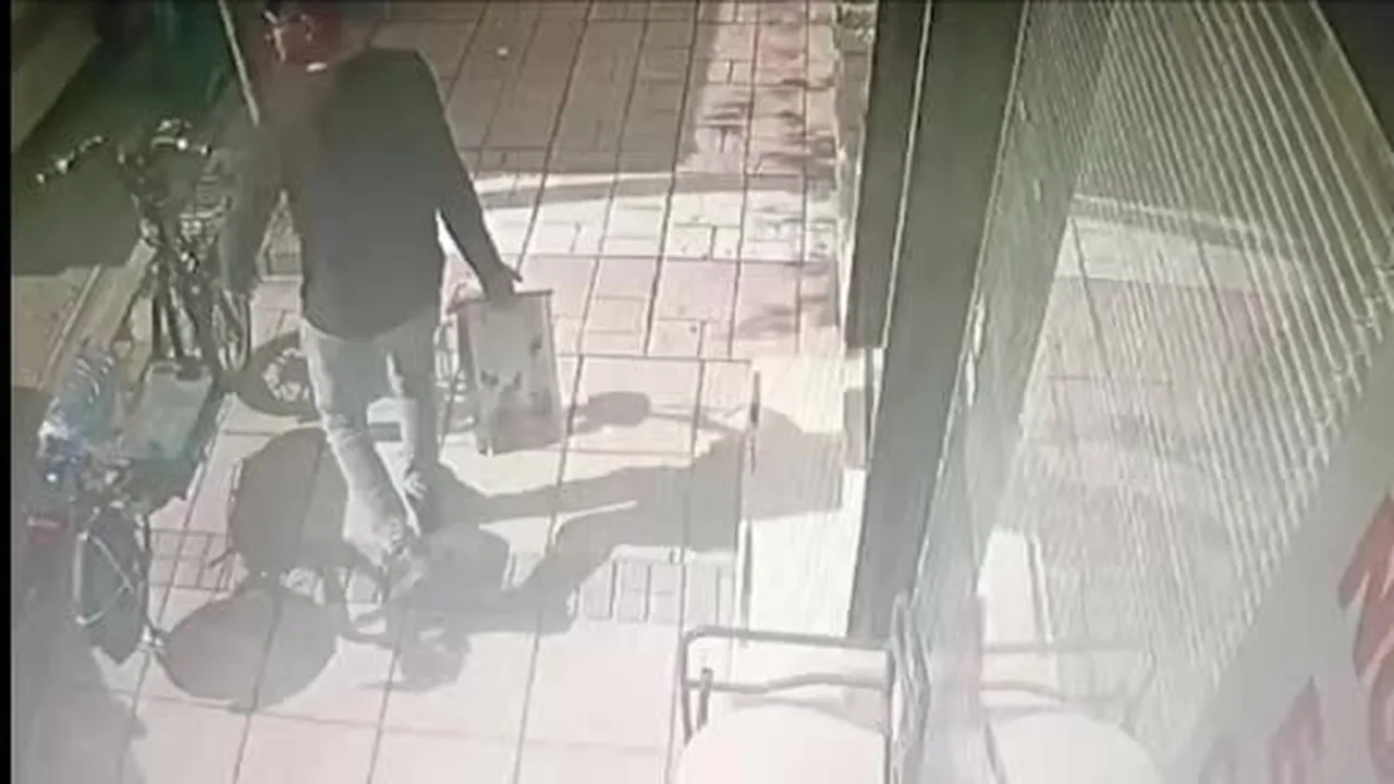 Nefes borusuna şeker kaçan çocuğu eczane kalfası hemlich manevrasıyla kurtardı
