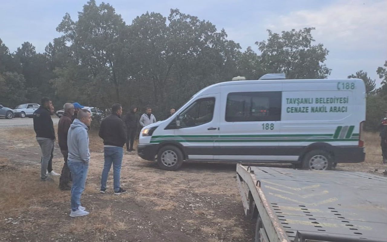 KÜTAHYA’NIN TAVŞANLI İLÇESİNDE 2 GÜNDÜR KENDİSİNDEN HABER ALINAMAYAN 42 YAŞINDAKİ GECE BEKÇİSİ...
