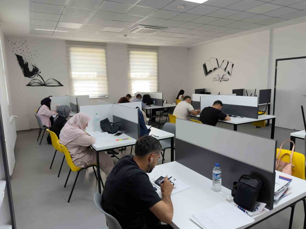 BATTALGAZİ BELEDİYESİ’NDEN SINAVA HAZIRLANAN ÖĞRENCİLERE KÜTÜPHANE DESTEĞİ