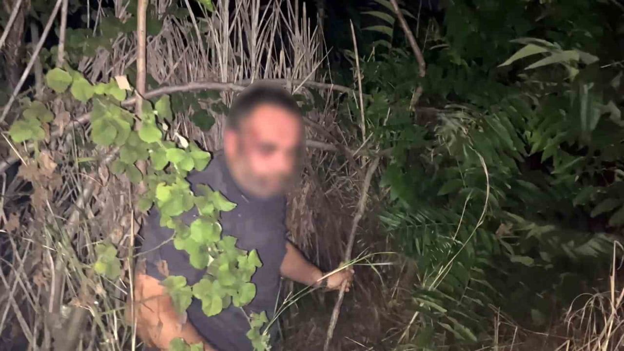 ARAMA SONRASI SÜRÜCÜ UYURKEN BULUNDU.