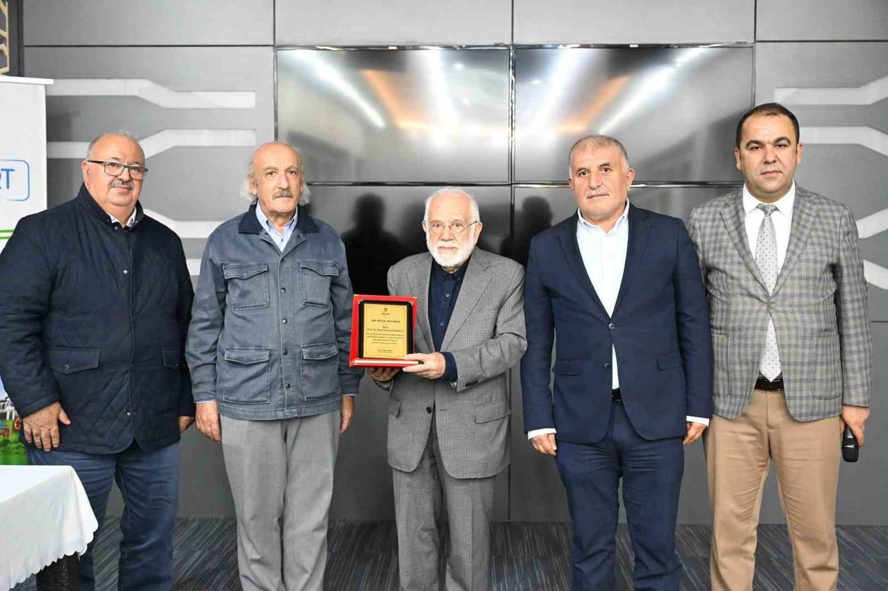 BİR DEĞER, BİR ÖMÜR PROJESİNİN KONUĞU PROF. DR. İHSAN SÜREYYA SIRMA OLDU
