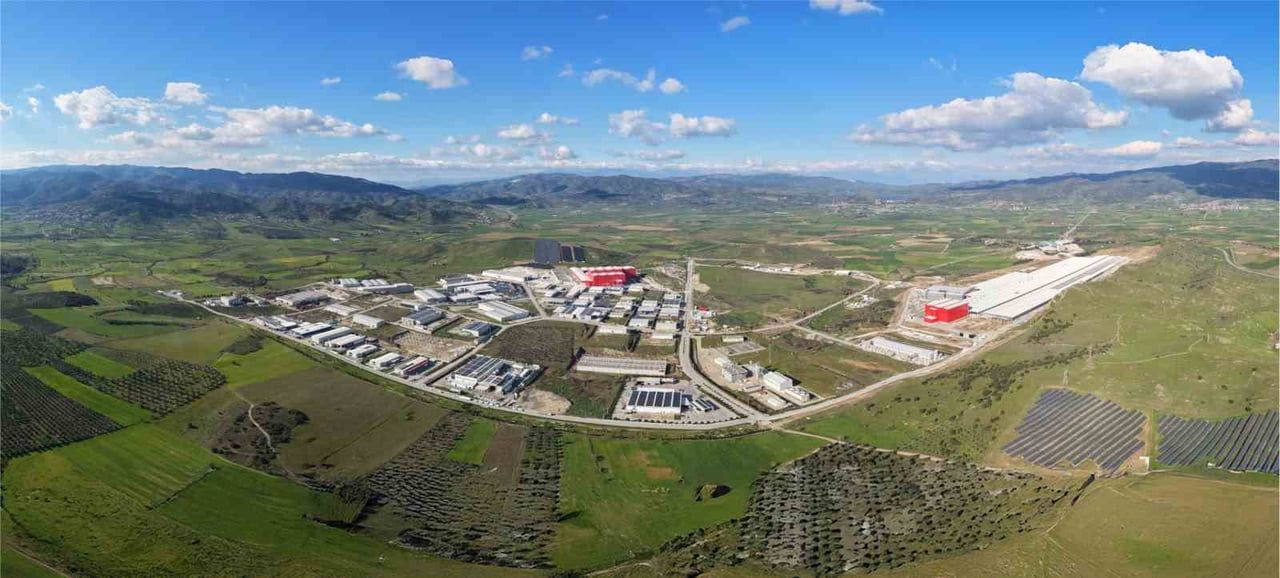 (ARŞİV FOTO) - ÇİNE ORGANİZE SANAYİ BÖLGESİ'NDE ÇALIŞAN KADINLARIN, ÇOCUKLARINI BIRAKABİLMELERİ...