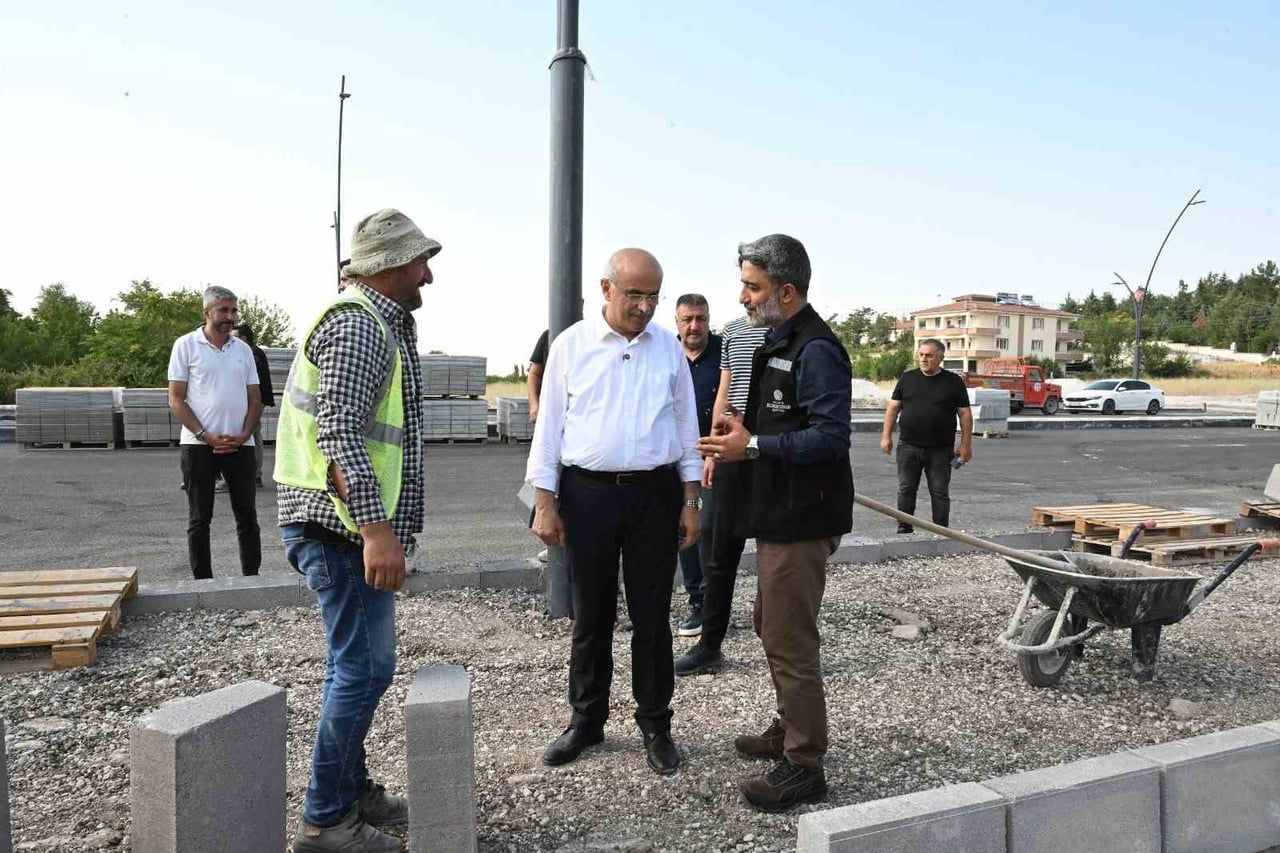 BAŞKAN ER: "MALATYA'NIN ULAŞIM ALTYAPISINI GÜÇLENDİRİYORUZ"