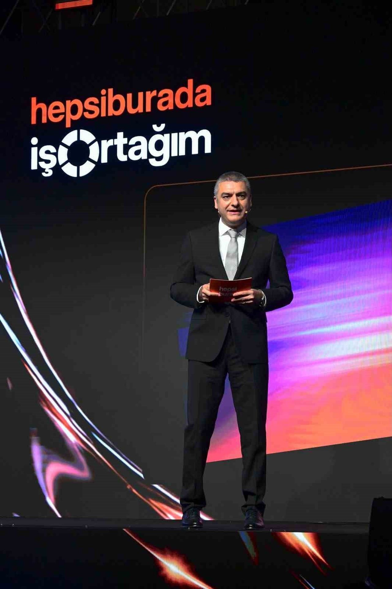ENDER ÖZGÜN