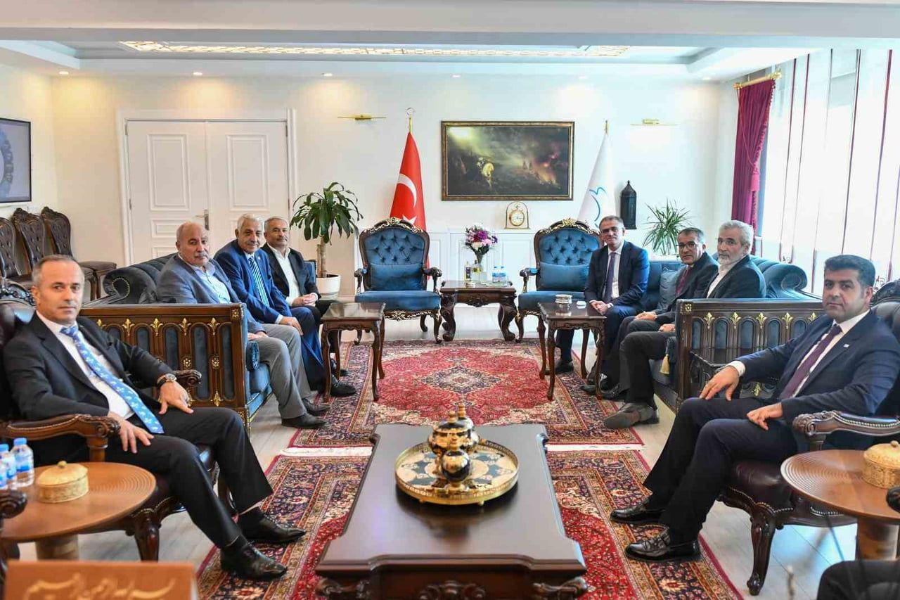 VAN’DA SİVİL TOPLUM KURULUŞLARI, MESLEK ODALARI, İŞ DÜNYASI TEMSİLCİLERİ VE SEKTÖR PAYDAŞLARININ...