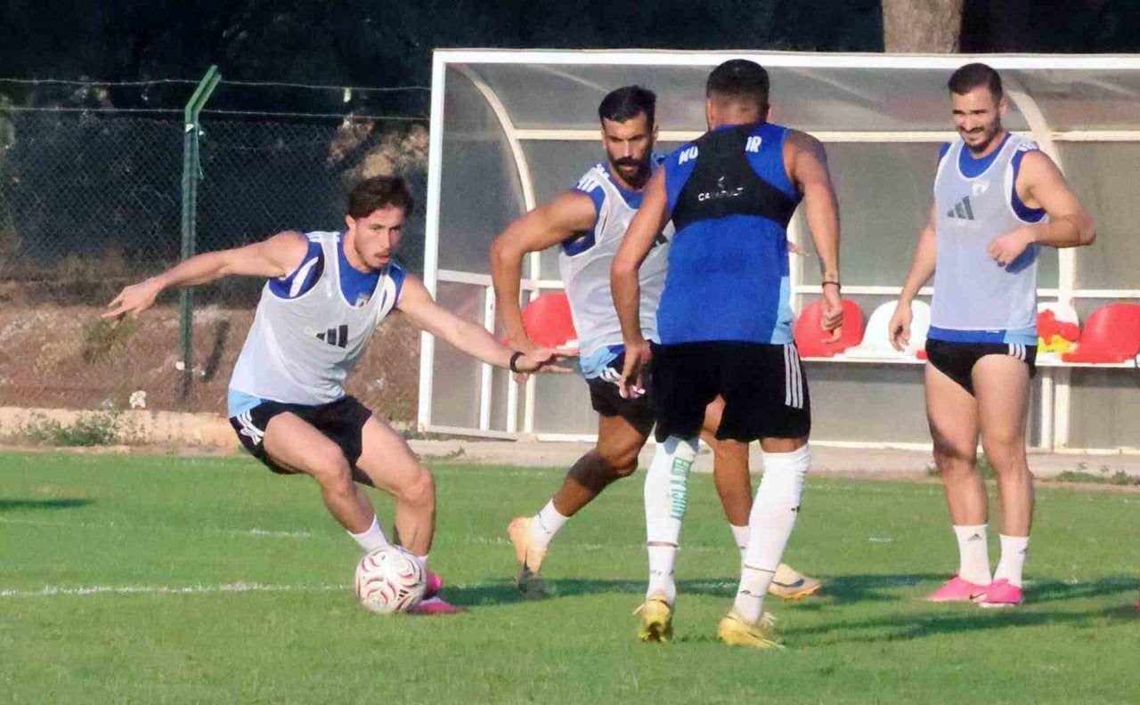TRENDYOL 1. LİGİN YENİ EKİBİ MUĞLASPOR, BOLUSPOR MAÇININ HAZIRLIKLARINI SÜRDÜRÜYOR