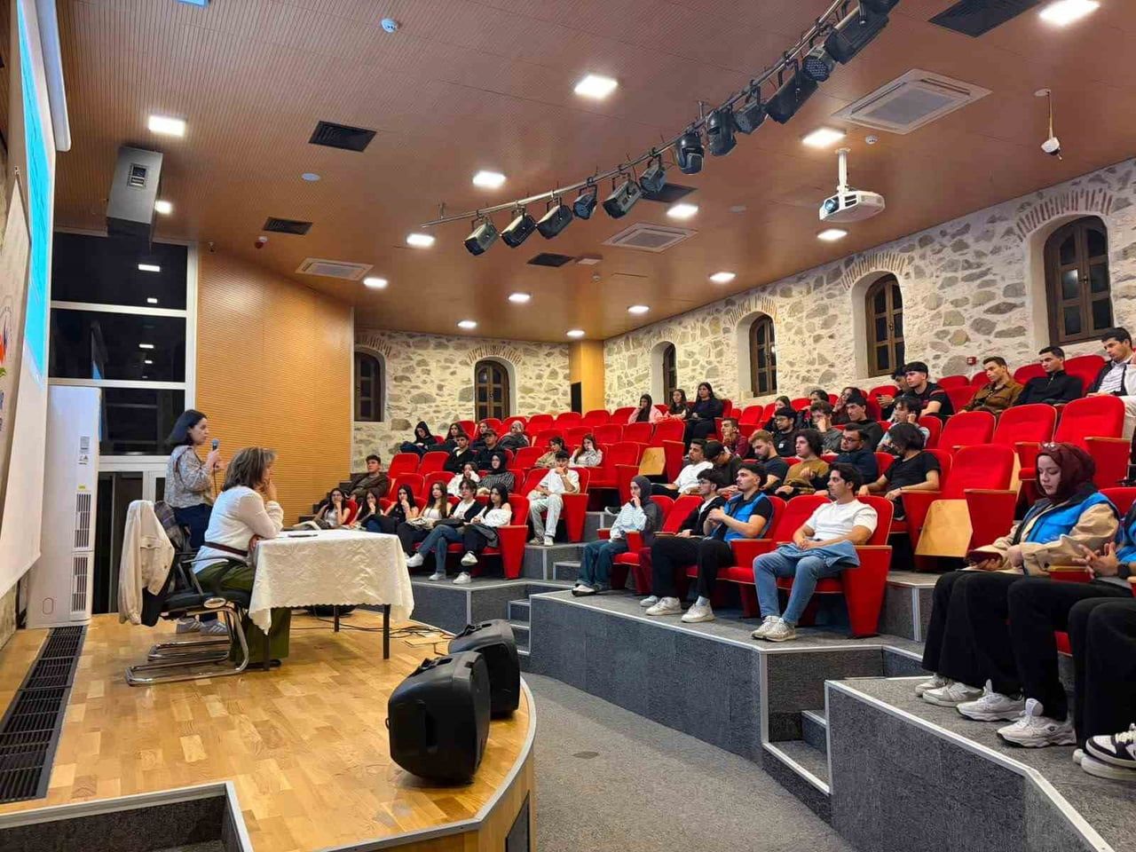 ESKİŞEHİR'DE GENÇLİK VE SPOR BAKANLIĞI'NA (GSB) BAĞLI OSMAN EFENDİ YURDU'NDA ÖĞRENCİLERE YÖNELİK...