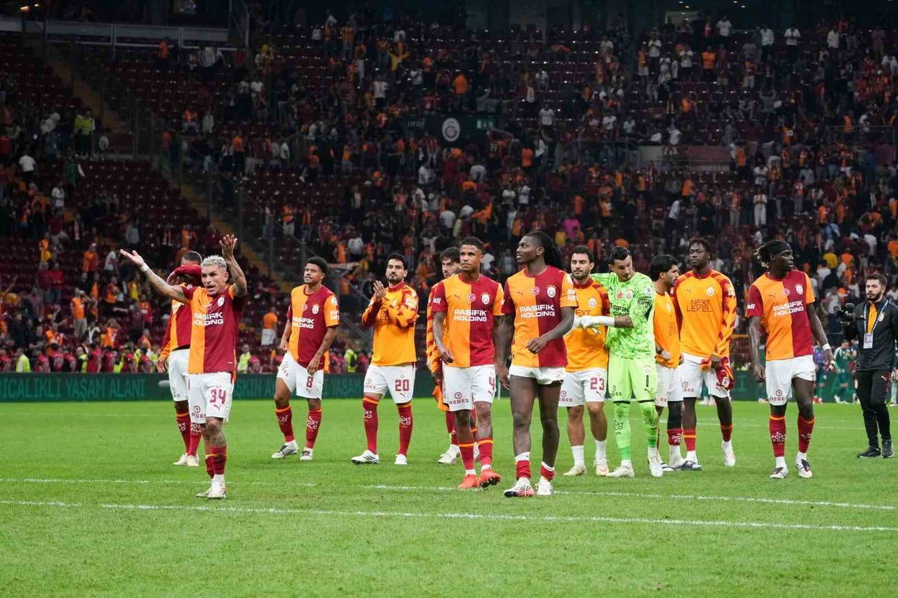 GALATASARAY, TRENDYOL SÜPER LİG’DE EVİNDE OYNADIĞI SON 38 MAÇTA 30 GALİBİYET, 8 BERABERLİK...