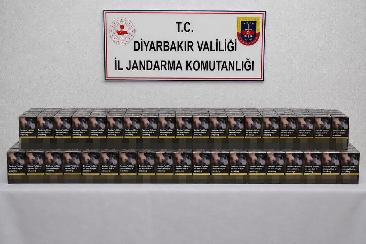 OPERASYONLARDA 5 BİN 239 PAKET KAÇAK SİGARA, 2 BİN 45 PAKET ISITILMIŞ TÜTÜN MAMULÜ, 273 ADET...