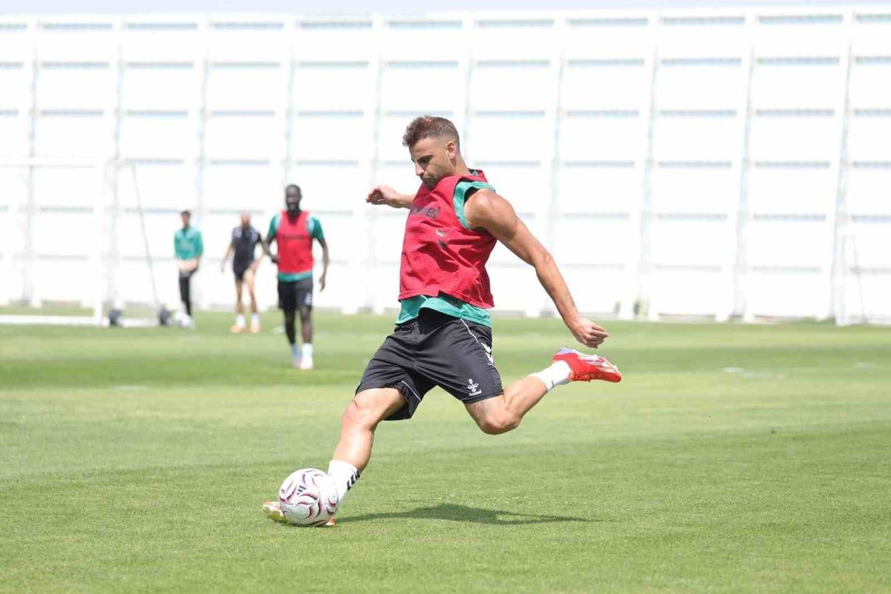 KONYASPOR, TRENDYOL SÜPER LİG’İN 2. HAFTASINDA DEPLASMANDA FENERBAHÇE İLE KARŞI KARŞIYA GELECEĞİ...