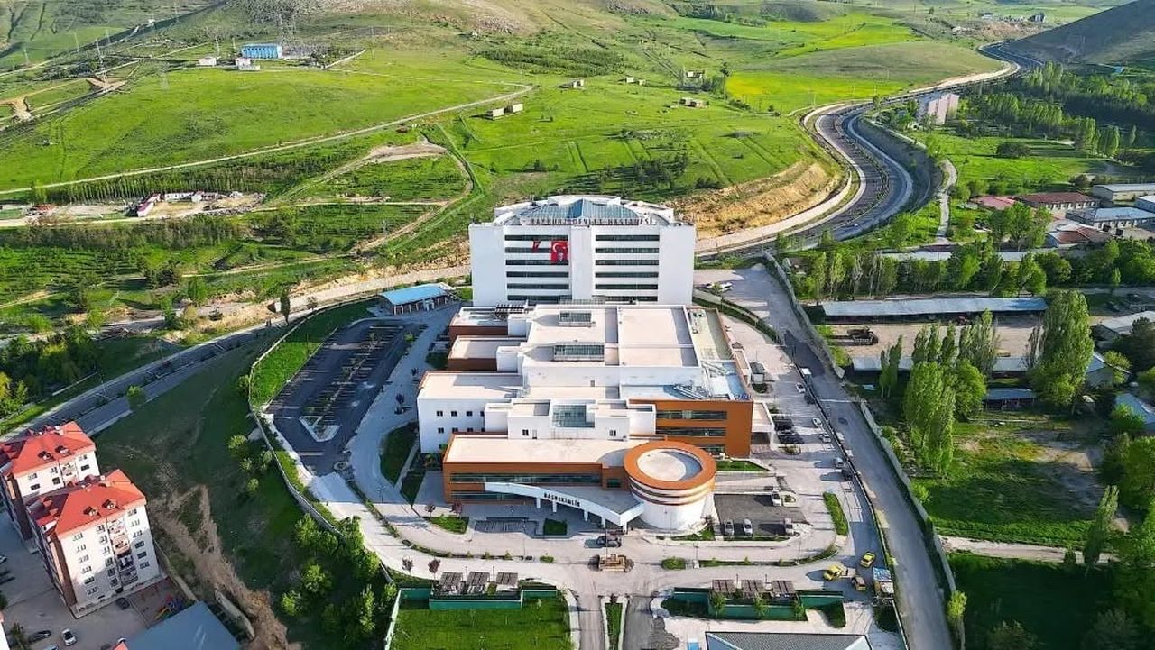 BAYBURT DEVLET HASTANESİNDE EYLÜL AYINDA 49 BİN 351 HASTA MUAYENE EDİLDİ