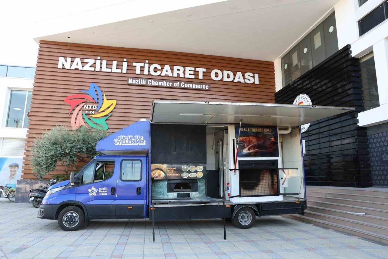 NAZİLLİ TİCARET ODASI’NIN MOBİL ARACI TANITILDI