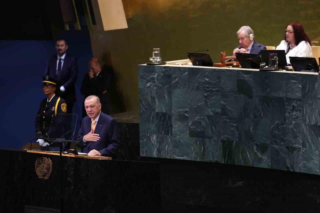 CUMHURBAŞKANI ERDOĞAN: "FİLİSTİN HALKININ MÜCADELESİNİ BU KÜRSÜDEN DÜNYAYA DUYURMAYA DEVAM...