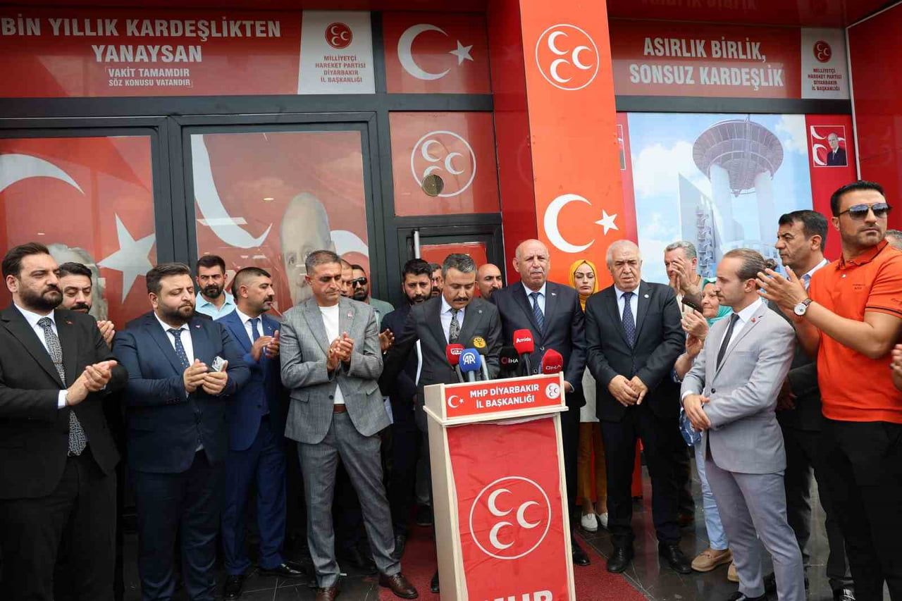 MİKTAT ARSLAN, GÖREVİ HASAN ÖZCOŞKUN’A DEVRETTİ.