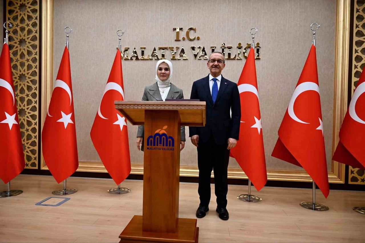 MALATYA'YA GELEN AİLE VE SOSYAL HİZMETLER BAKANI MAHİNUR ÖZDEMİR GÖKTAŞ, VALİLİK ZİYARETİNDE...