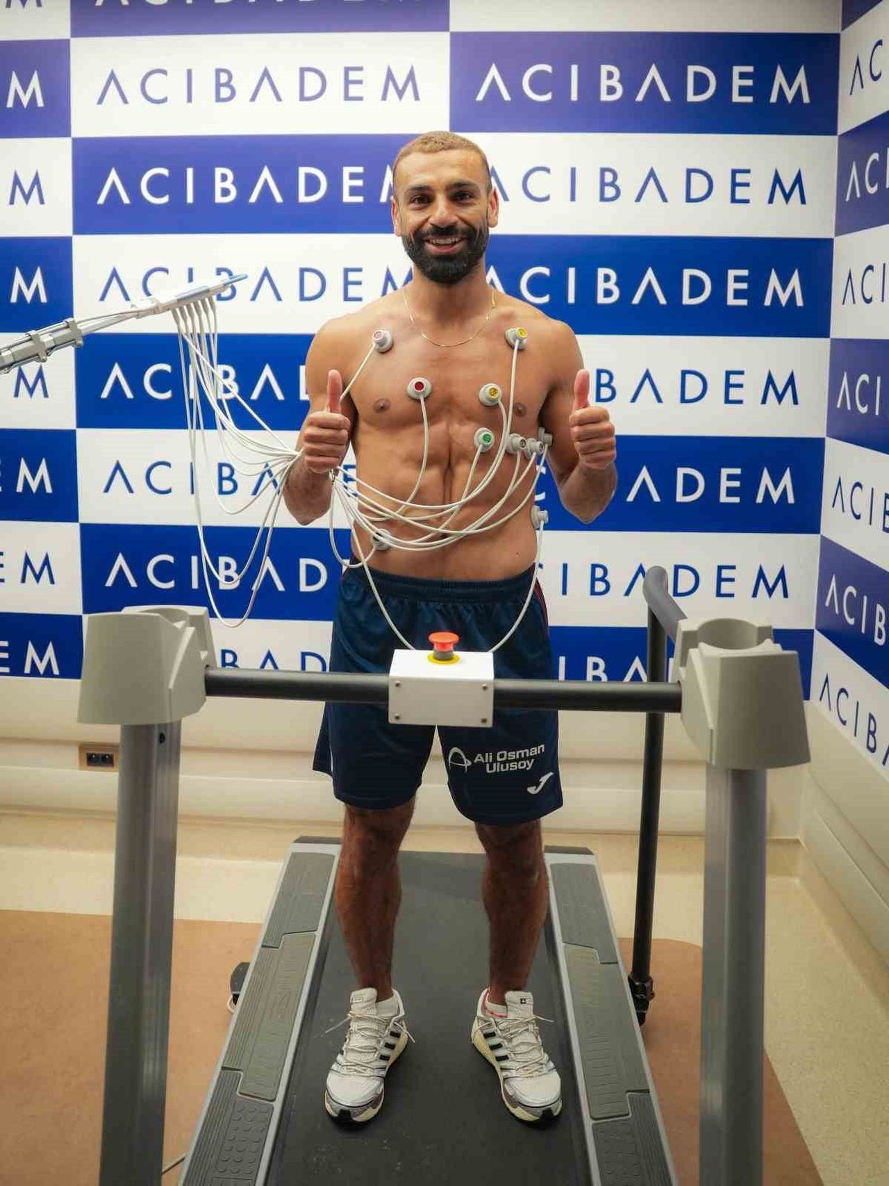 TRABZONSPOR’UN TRANSFER GÖRÜŞMELERİNDE SONA GELDİĞİ MISIRLI FUTBOLCU MUHAMMED SALAH, RESMİ İMZA...