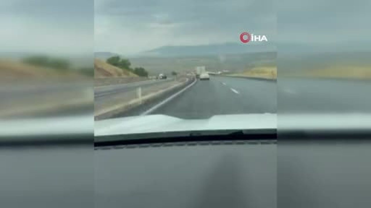 Diyarbakır’da tır yoldan çıktı: 1 yaralı