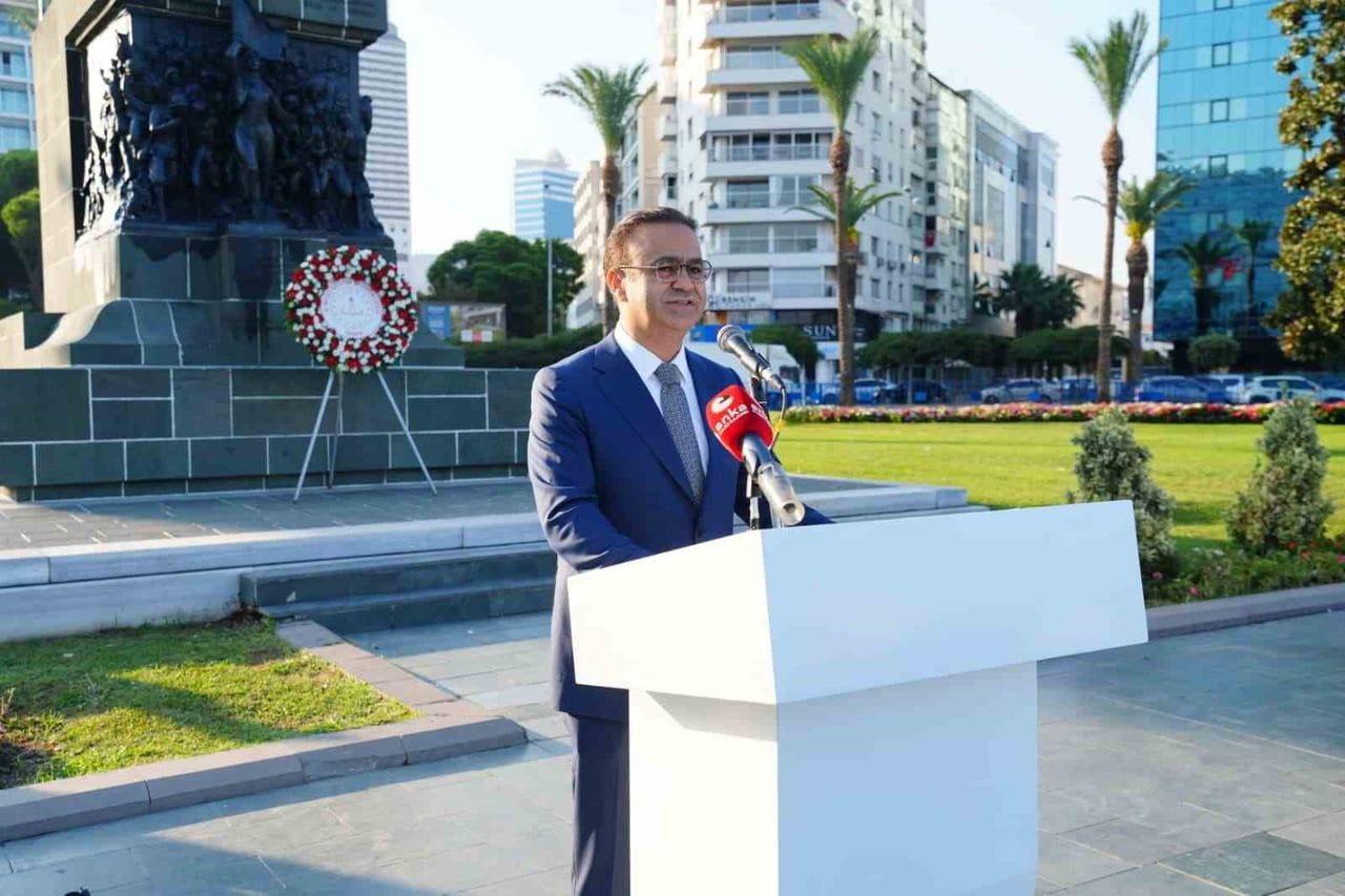 İZMİR İL MİLLİ EĞİTİM MÜDÜRÜ ÖMER YAHŞİ