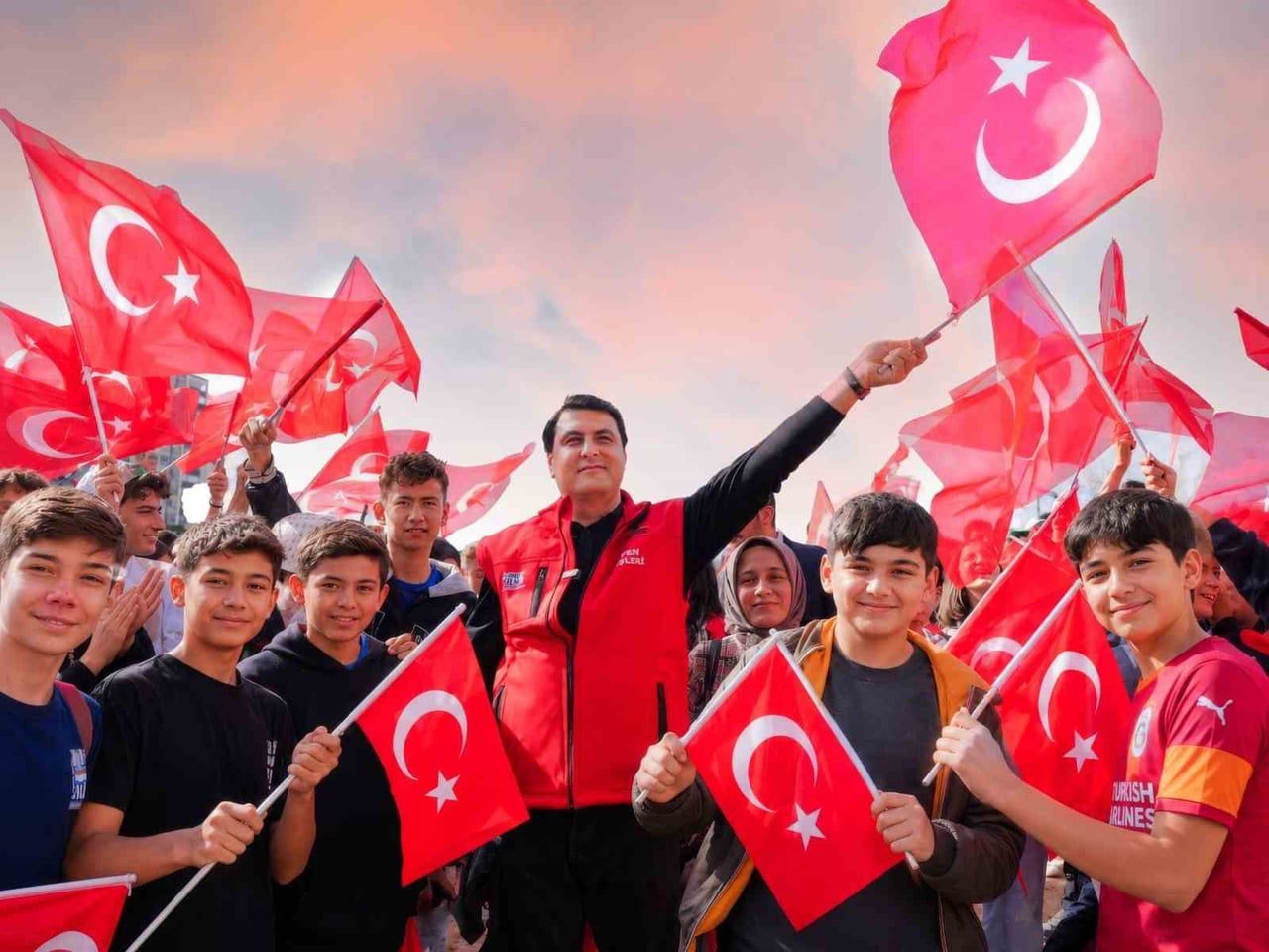 YILMAZ’DAN 29 EKİM CUMHURİYET BAYRAMI MESAJI