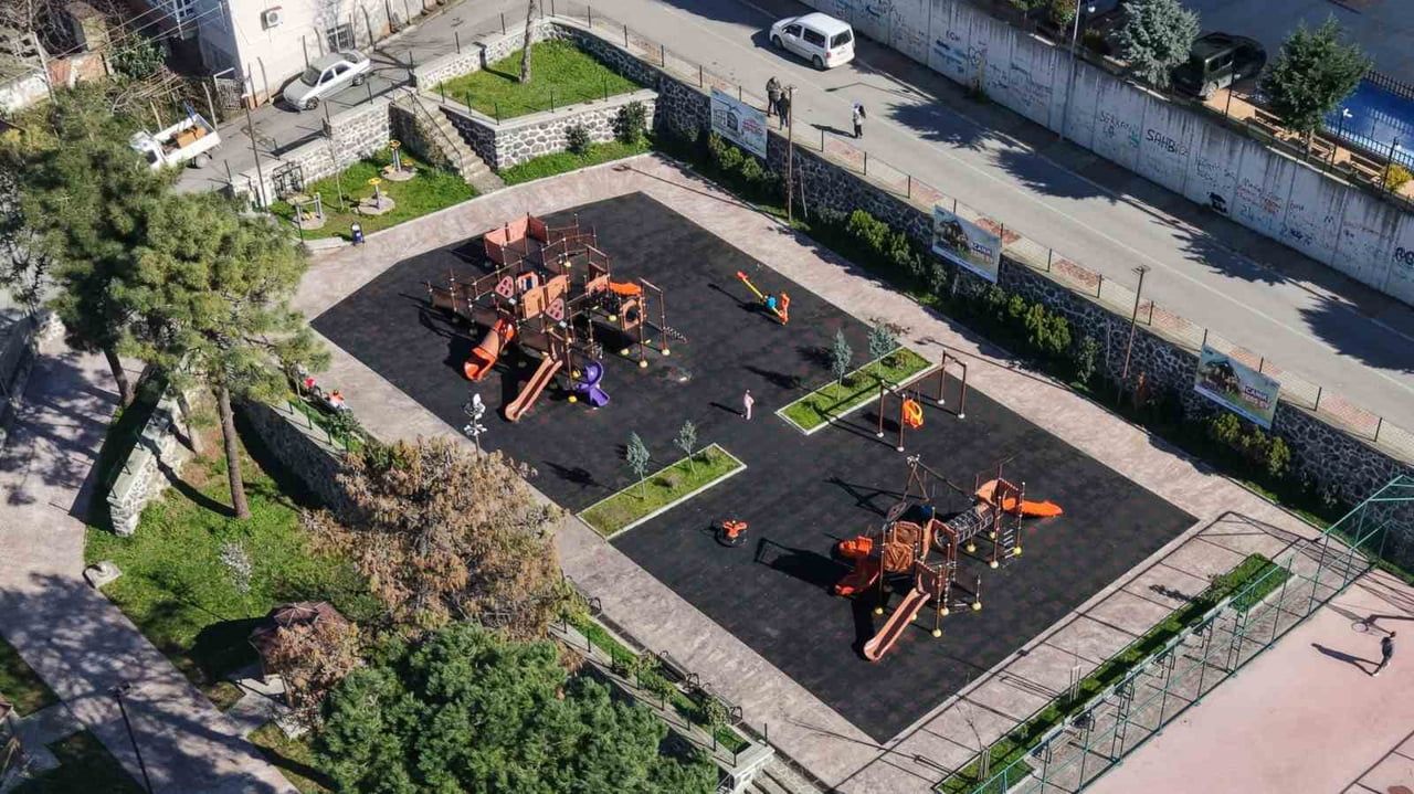 CANİK BELEDİYE BAŞKANI İBRAHİM SANDIKÇI, OYUN VE SPOR ALANLARI İLE BİSİKLET VE YÜRÜYÜŞ YOLLARININ...