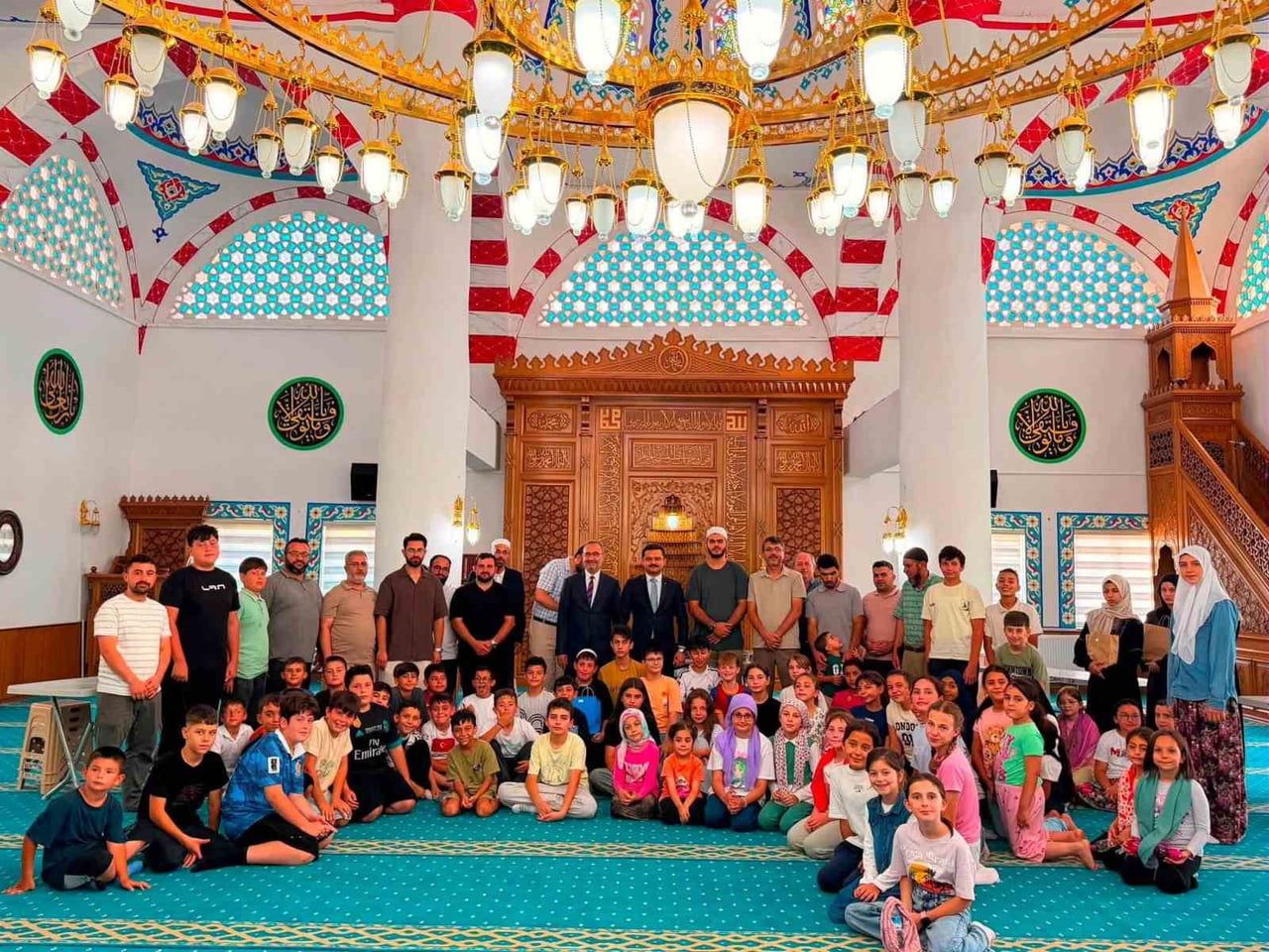 BİLECİK’TE ÖĞRENCİLER DİNİ BİLGİ YARIŞMASINDA TER DÖKTÜ