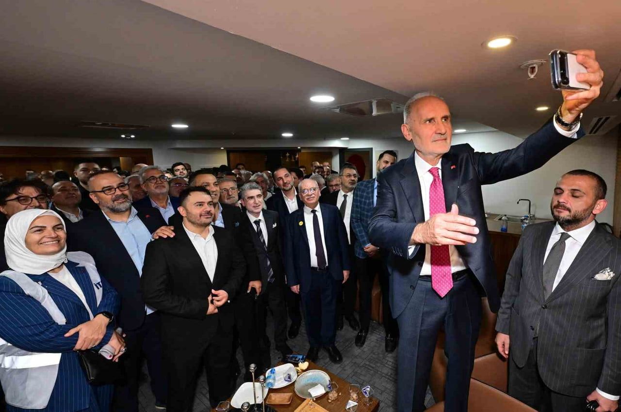 İSTANBUL TİCARET ODASI’NDA (İTO) 80 MESLEK KOMİTESİNİN VE YENİ MECLİSİN ÜYELERİNİN BELİRLENMESİ...