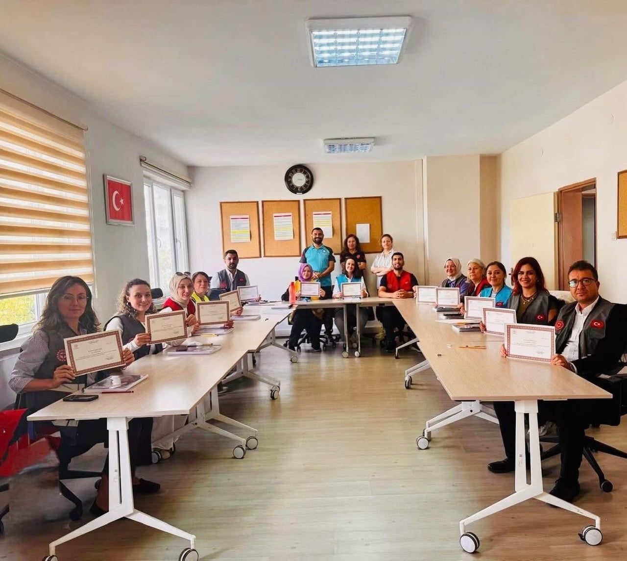 ÇANAKKALE’DE, UMKE TEMEL FAALİYETLERİ ÇERÇEVESİNDE HASTANE AFET VE ACİL DURUM PLANI (HAP) EĞİTİMİ...