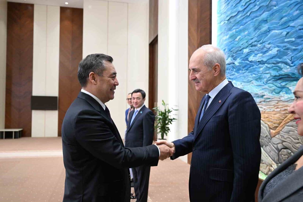 TBMM BAŞKANI KURTULMUŞ, KIRGIZİSTAN CUMHURBAŞKANI CAPAROV TARAFINDAN KABUL EDİLDİ