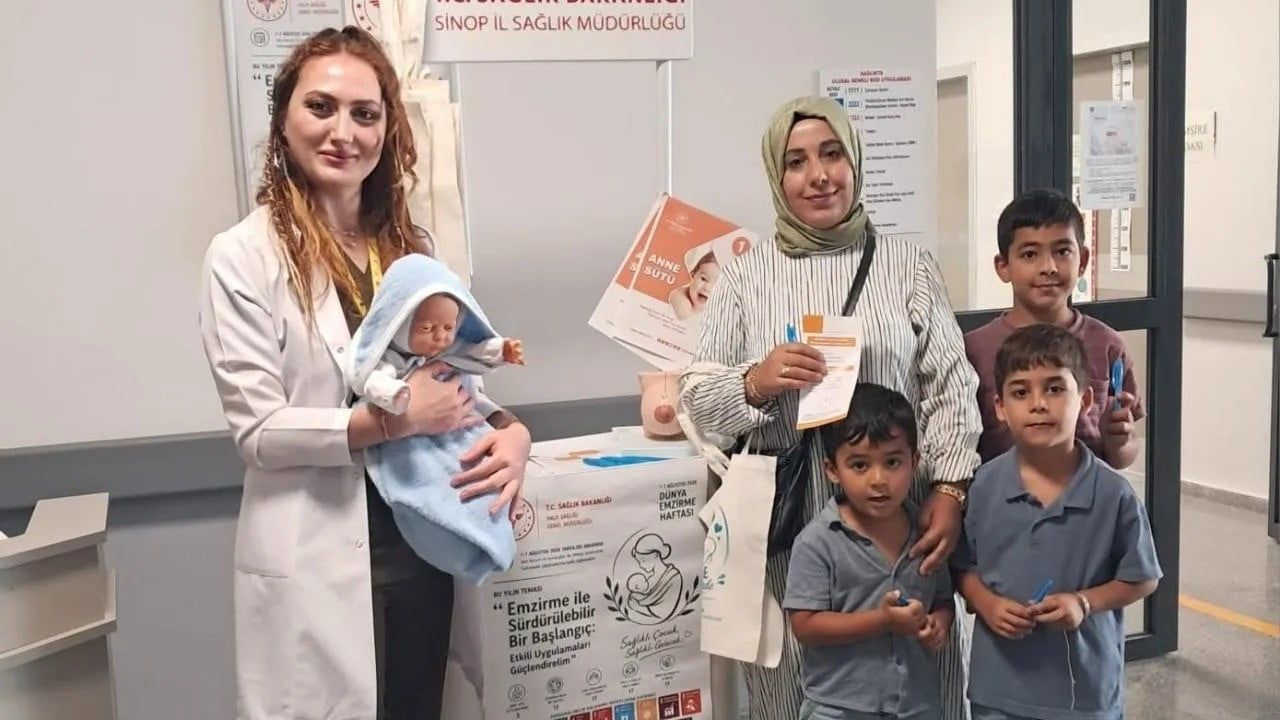 SİNOP’UN ERFELEK İLÇESİNDE, ANNE SÜTÜNÜN ÖNEMİ VE DOĞRU EMZİRME TEKNİKLERİ KONUSUNDA VATANDAŞLARA...