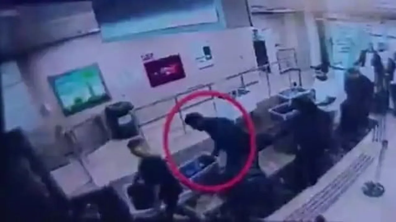 ELAZIĞ'DAKİ YANGINDA EVDEN CANSIZ BEDENLERİ ÇIKARTILAN VE ÖN OTOPSİ SONUCUNA GÖRE CİNAYETE KURBAN...