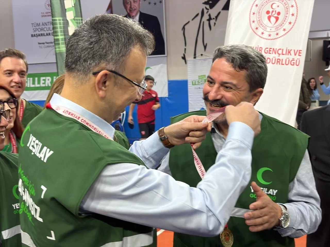 ESKİŞEHİR GENÇLİK VE SPOR İL MÜDÜRLÜĞÜ İLE YEŞİLAY ESKİŞEHİR ŞUBESİ İŞ BİRLİĞİNDE DÜZENLENEN...