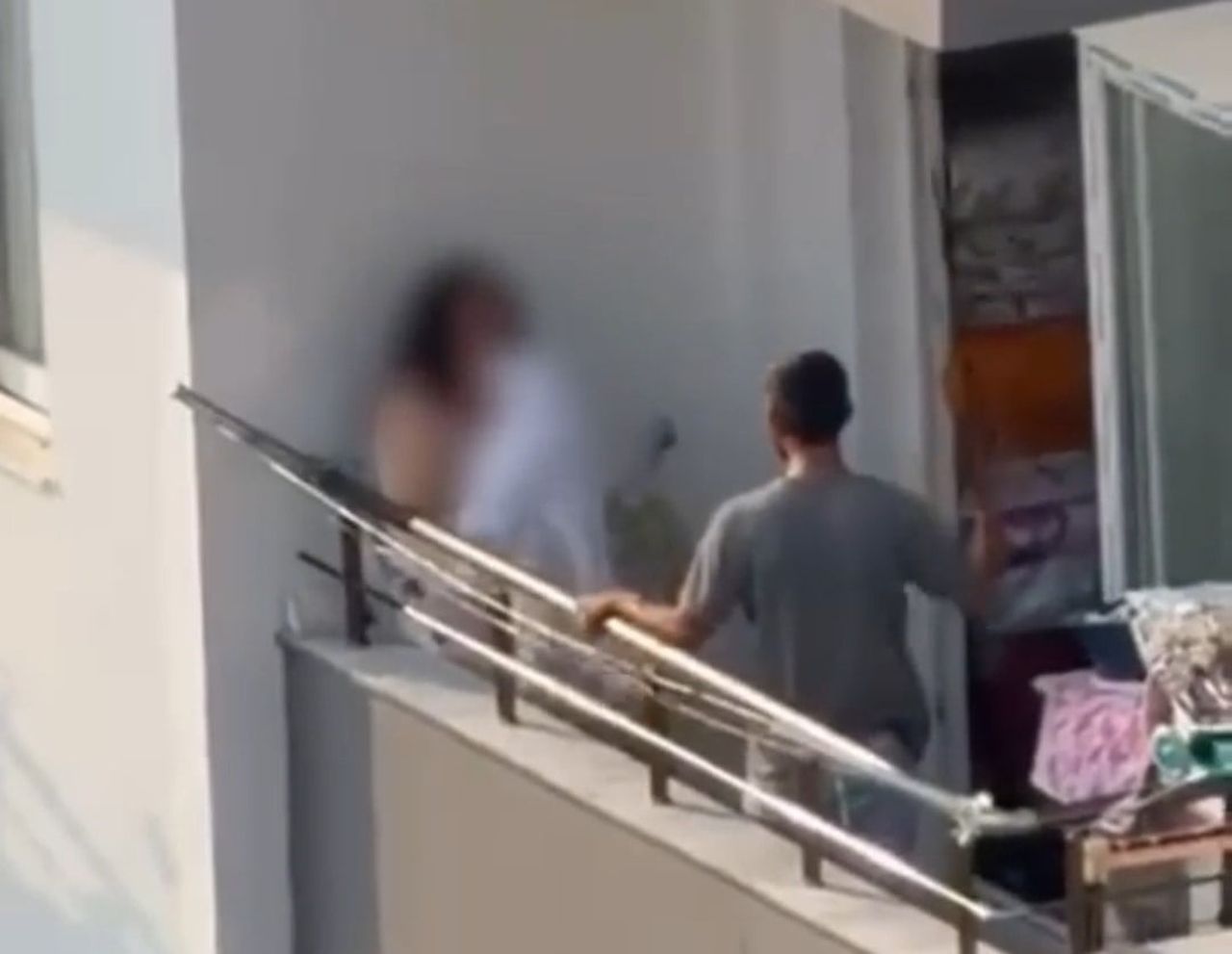 ADANA’DA DİNİ NİKAHLI YAŞADIĞI KADININ, ‘SEN BENİ ALDATIYOR MUSUN?’ SÖZÜ ÜZERİNE SİNİRLENİP SOPA...
