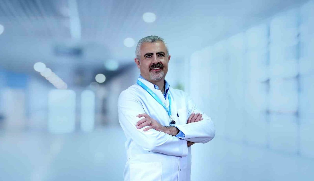 DOÇ. DR. UMUT KARABULUT