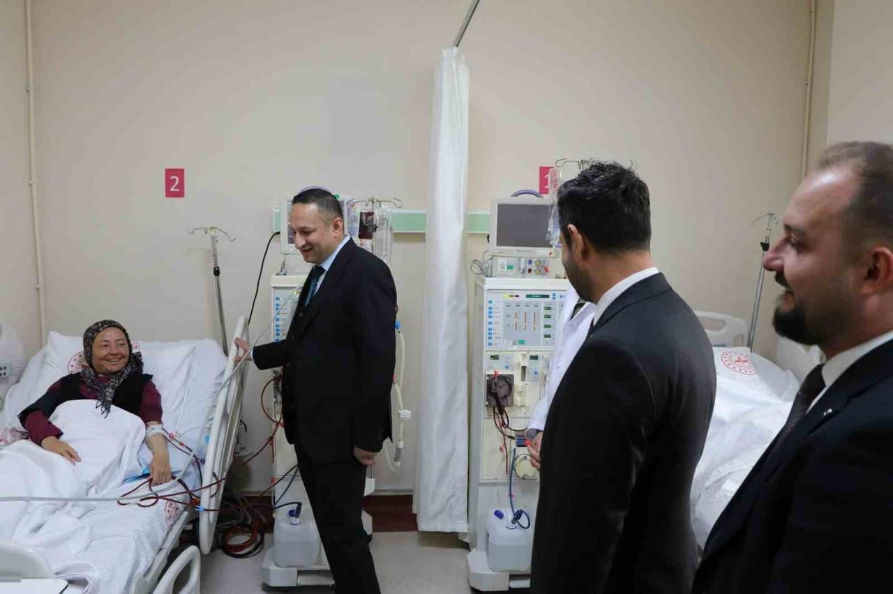ALTINTAŞ DEVLET HASTANESİ’NDE DİYALİZ ÜNİTESİ HİZMETE GİRDİ