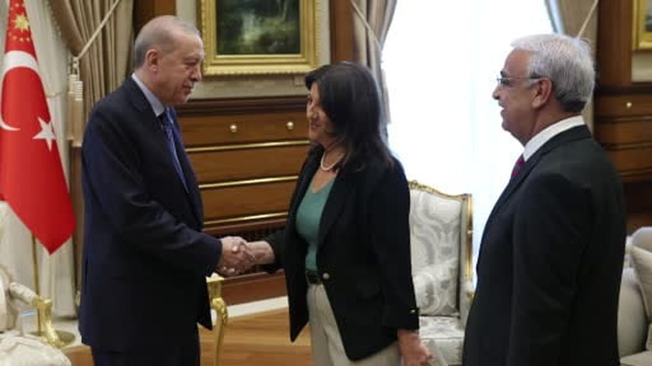 Cumhurbaşkanı Erdoğan, DEM Parti İmralı heyeti Pervin Buldan ve Mithat Sancar'ı kabul etti