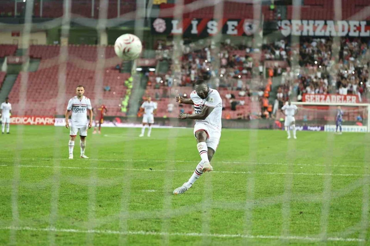 TRENDYOL SÜPER LİG’İN GERİDE KALAN 6 HAFTASINDA 19 KEZ PENALTI KULLANILDI. BU PENALTILARIN 14’Ü...