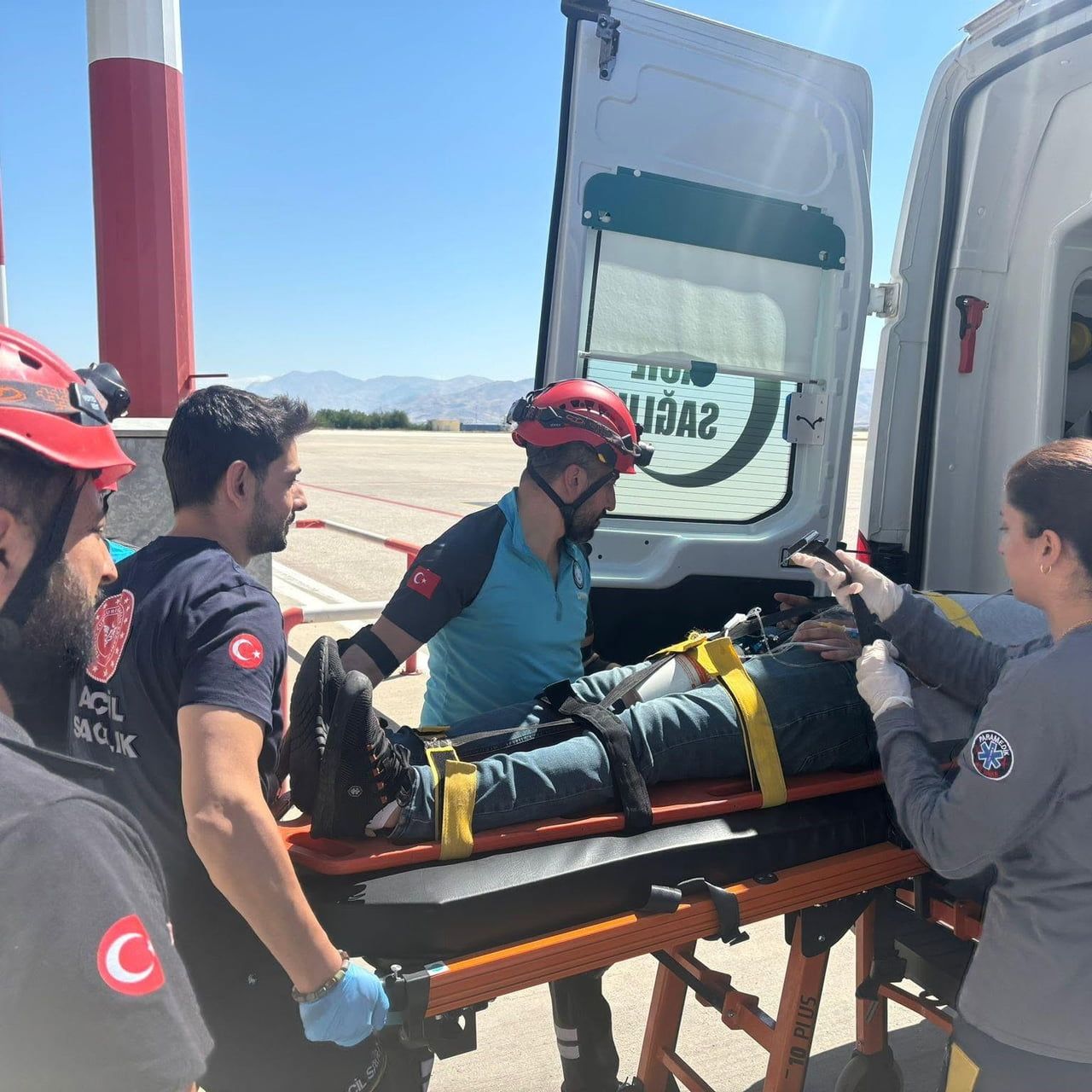 ELAZIĞ HAVALİMANI’NDA DEPREM TAHLİYE TATBİKATI