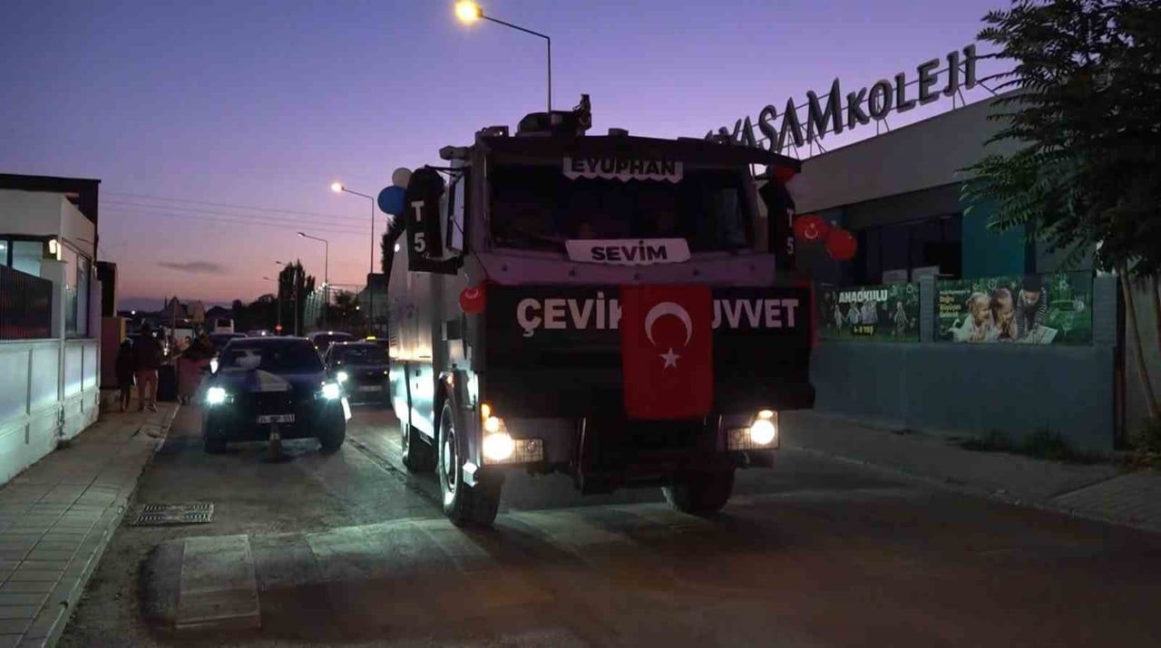 ESKİŞEHİR'DE ŞEHİT POLİS MEMURU ALİ SEVİM'İN OĞLU EYÜPHAN SEVİM'İN SÜNNET DÜĞÜNÜNDE, BABASININ ADI...