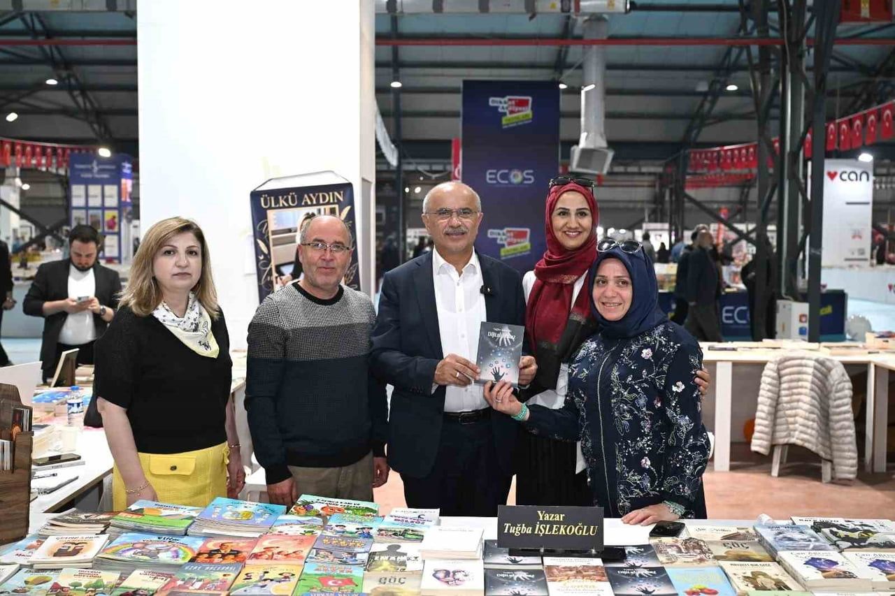 BAŞKAN ER: "KİTAP FUARIMIZ MALATYA’NIN YENİDEN AYAĞA KALKIŞININ BİR PARÇASI"